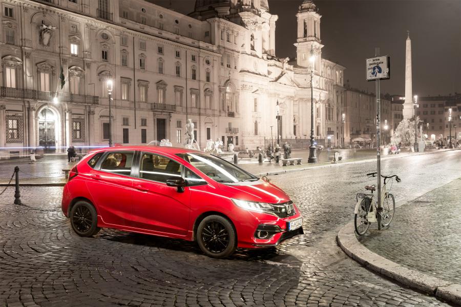  Honda Jazz Dynamic 2017 года  (WW) (фото 23 из 41)